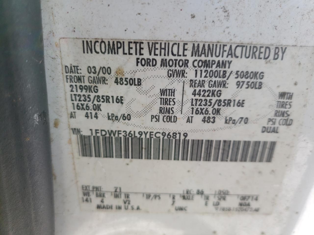 2000 Ford F350 - Image 12