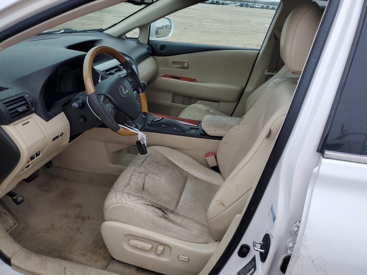 2010 Lexus RX - Image 7