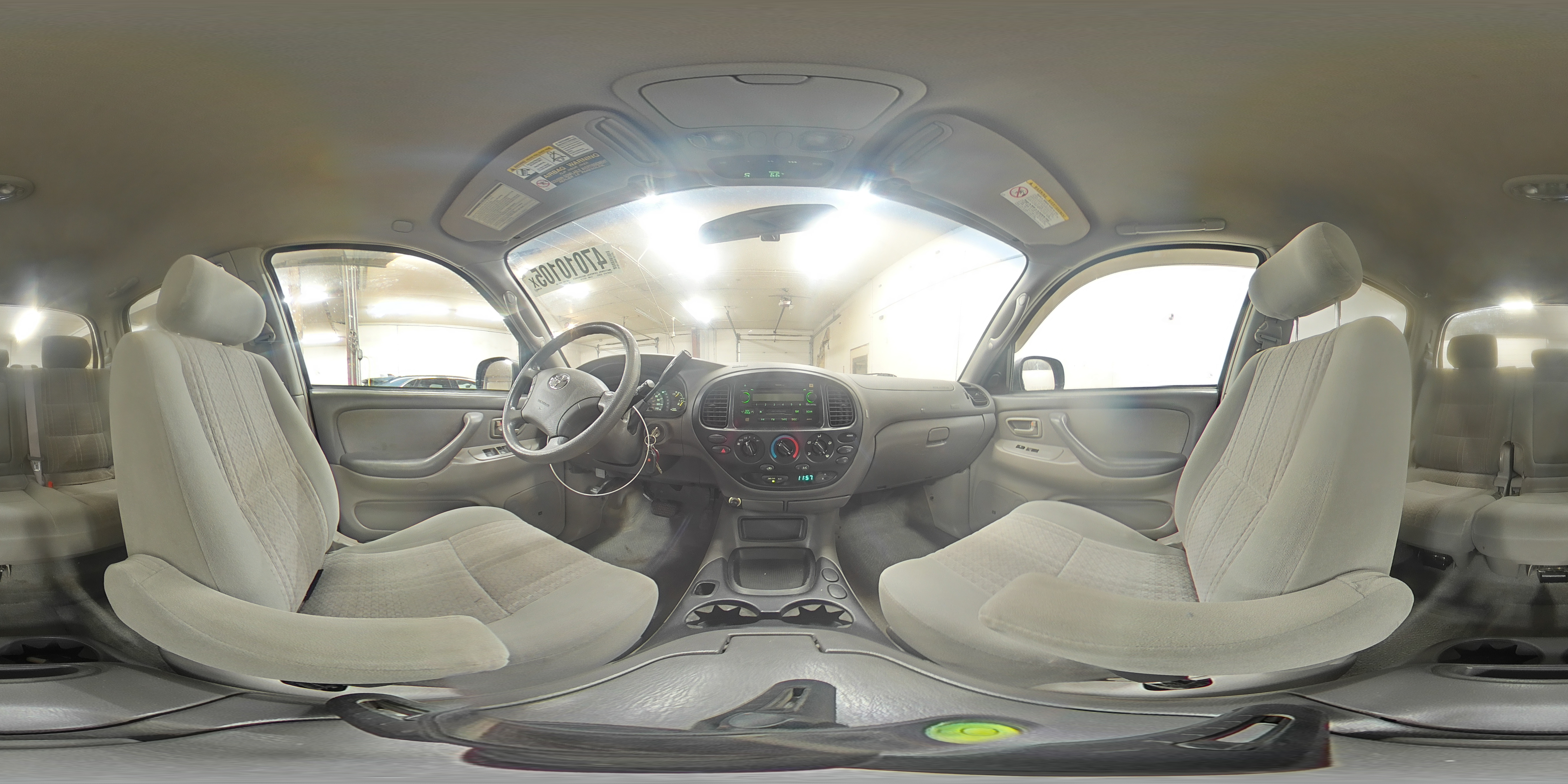 2004 Toyota Tundra - Image 13