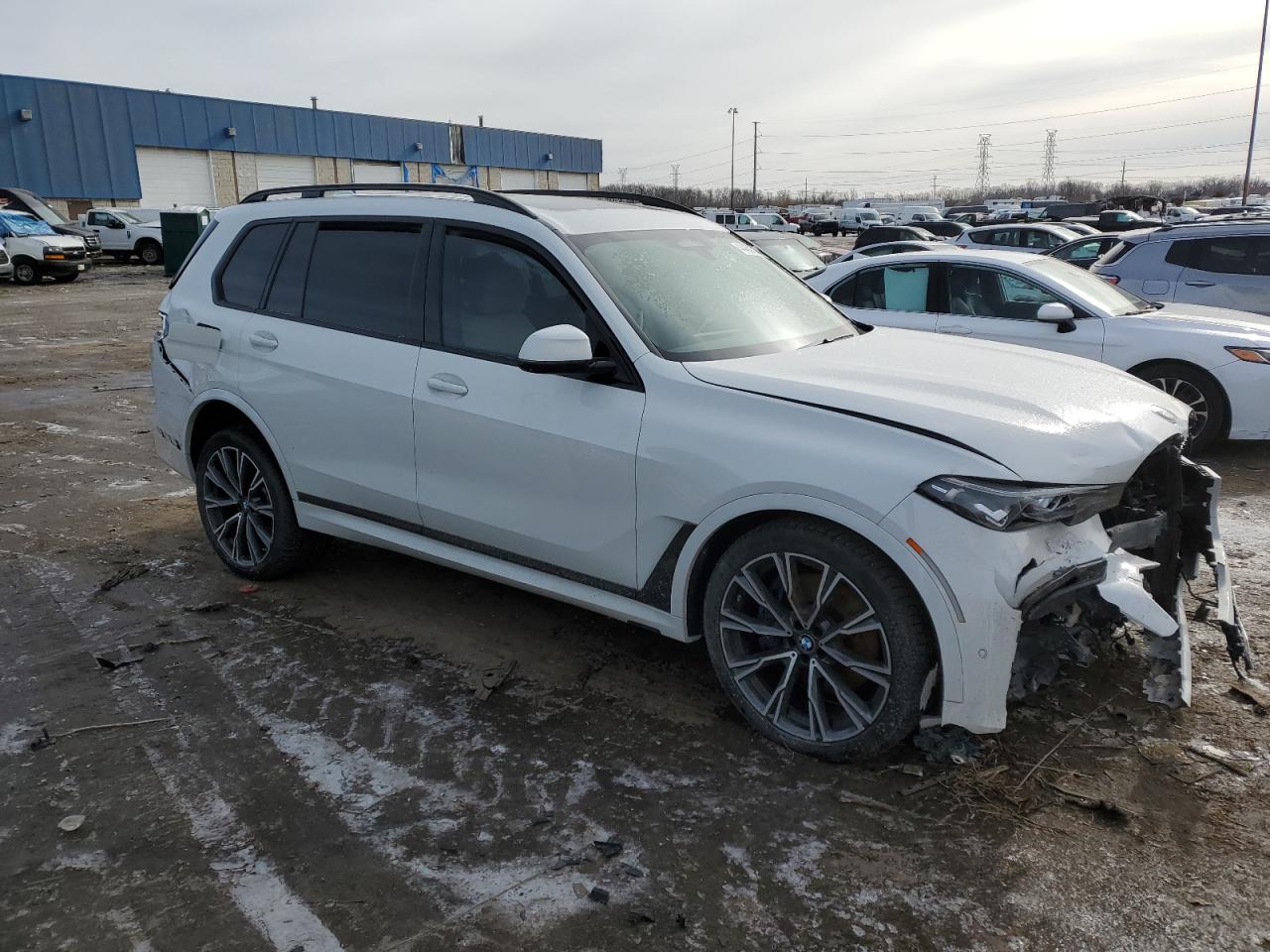2021 BMW X7 - Image 4