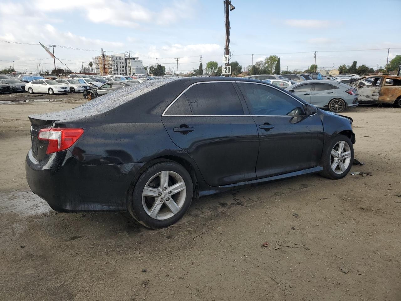 2013 Toyota Camry - Image 3