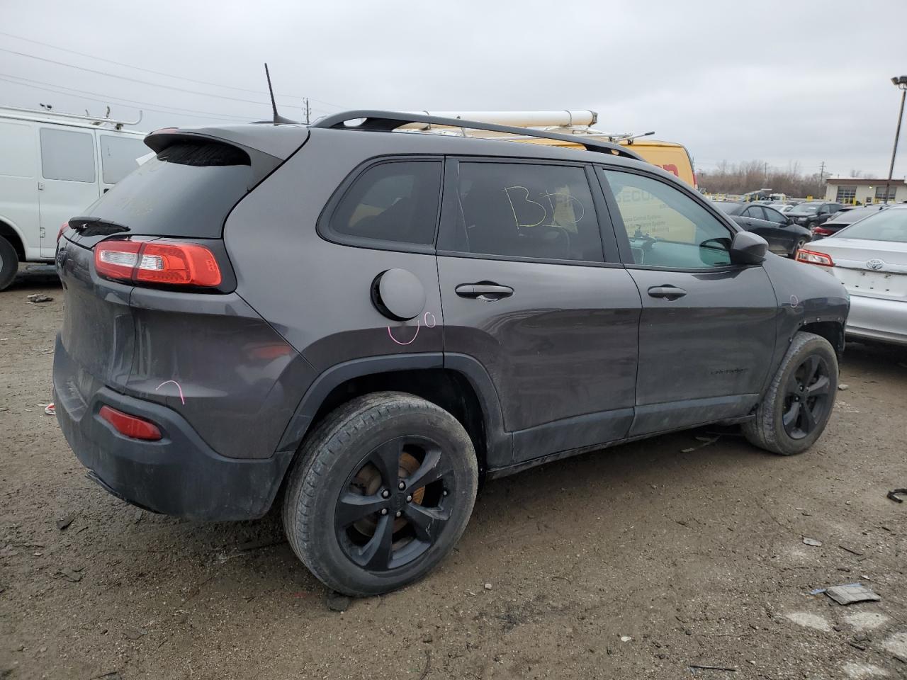 2018 Jeep Grand Cherokee - Image 3