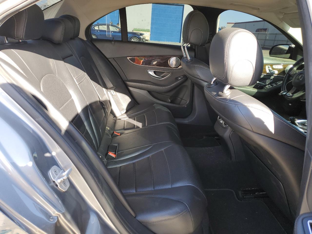 2015 Mercedes-Benz C-klasse - Image 10