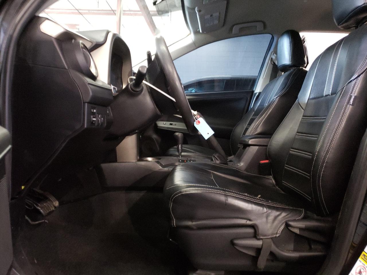 2014 Toyota RAV 4 - Image 7