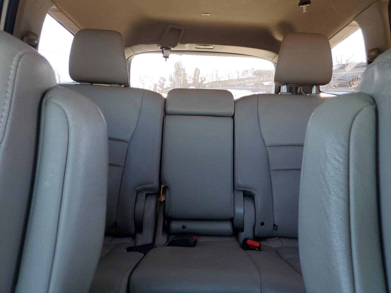 2017 Honda Pilot - Image 10