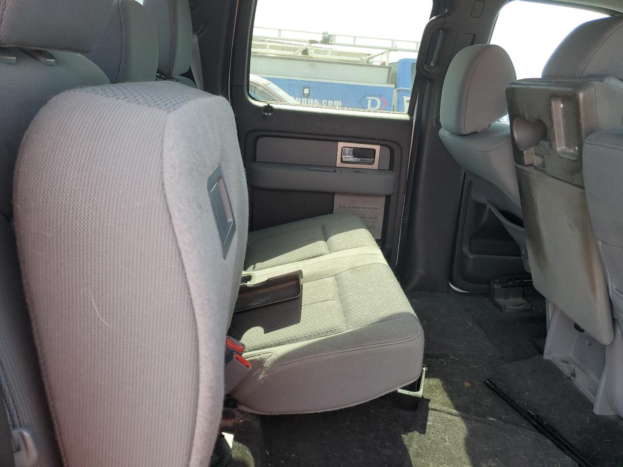 2011 Ford F-150 - Image 10