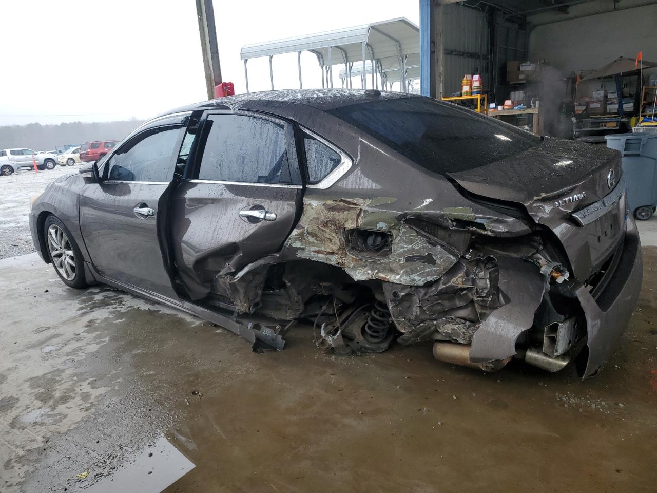 2013 Nissan Altima - Image 2