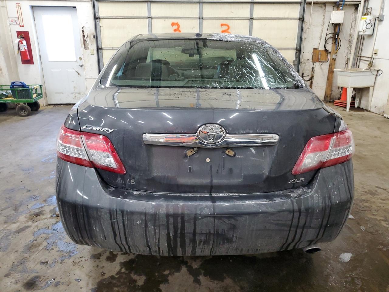 2011 Toyota Camry - Image 6