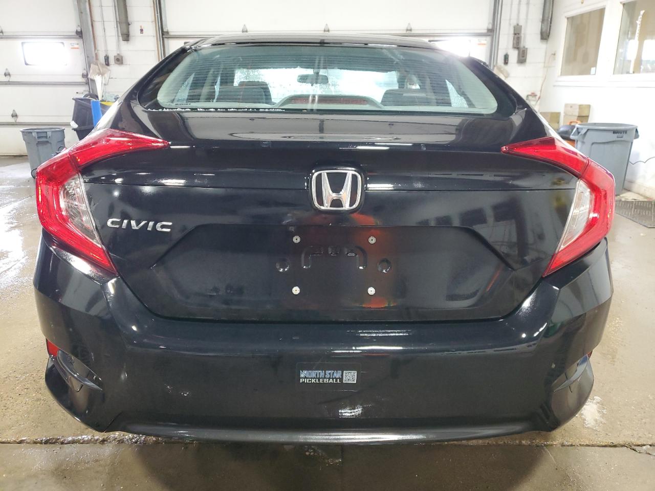 2018 Honda Civic - Image 6