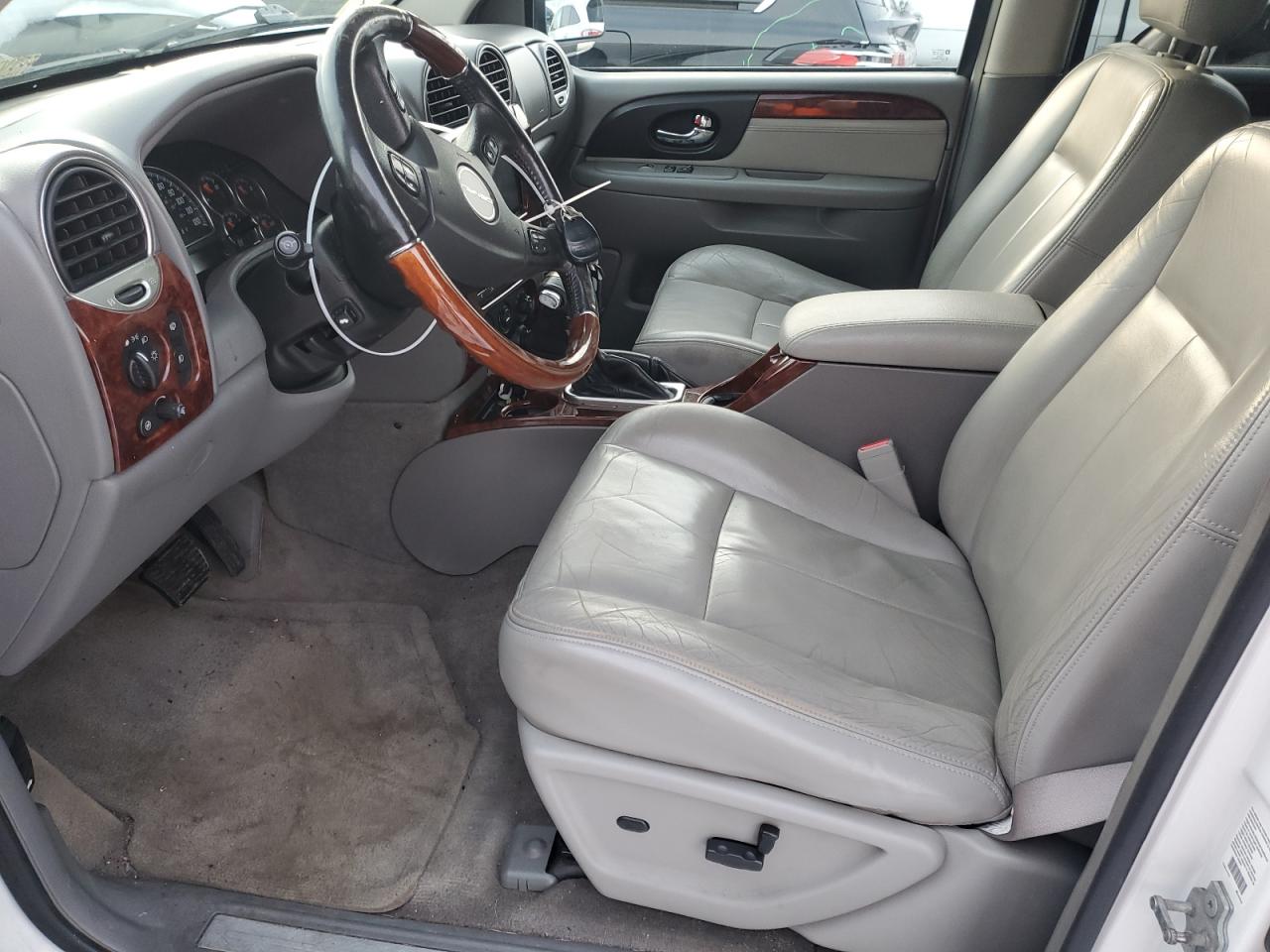 2007 GMC Envoy - Image 7