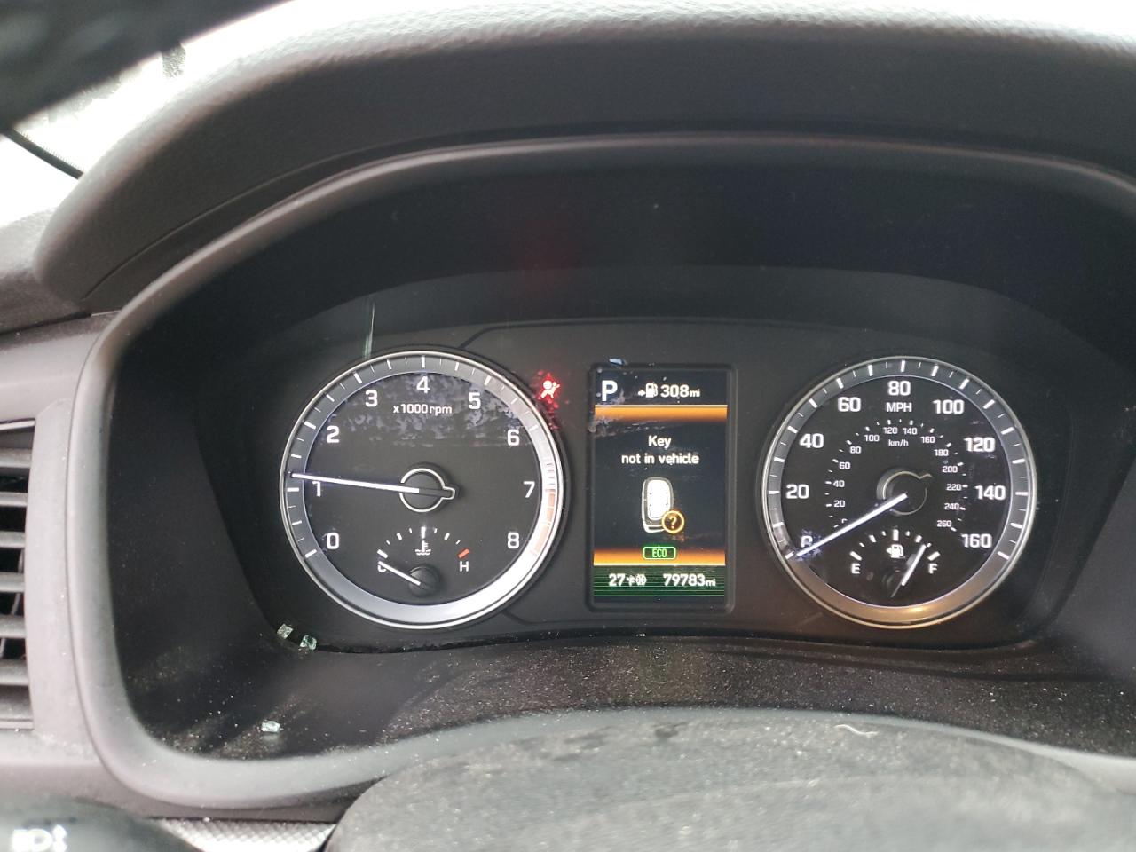 2018 Hyundai Sonata - Image 9