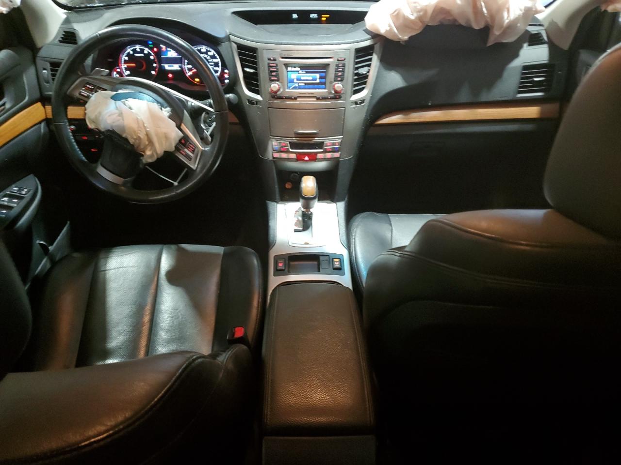 2014 Subaru Outback - Image 8