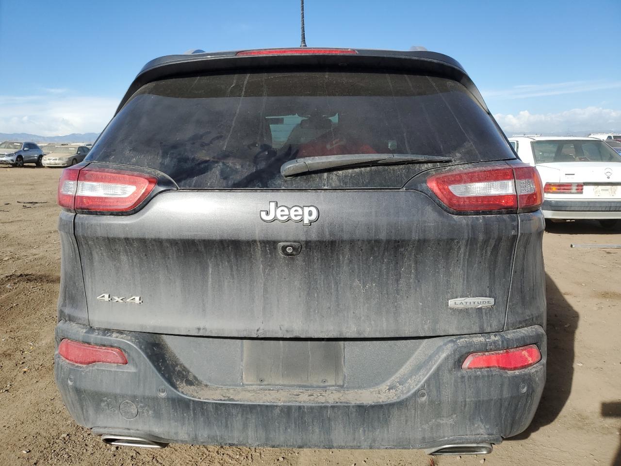 2017 Jeep Grand Cherokee - Image 6