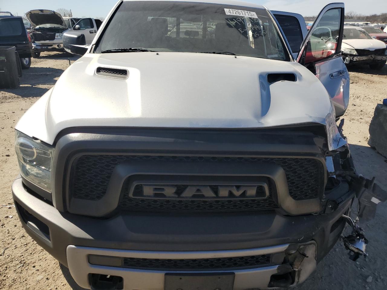 2015 RAM 1500 - Image 11