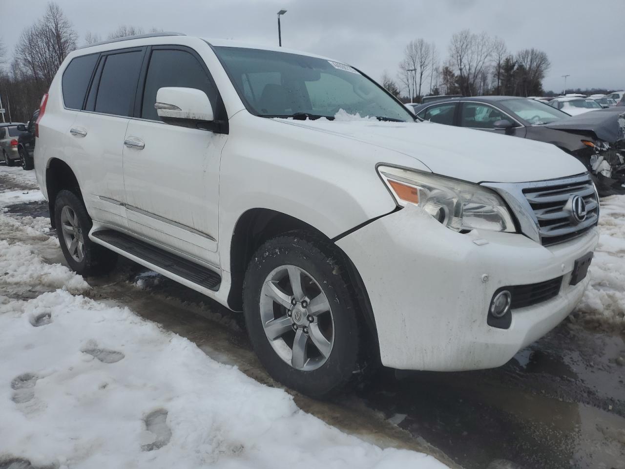 2013 Lexus GX - Image 4