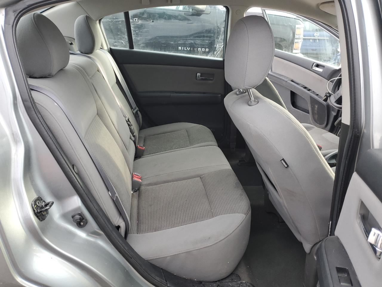 2012 Nissan Sentra - Image 10