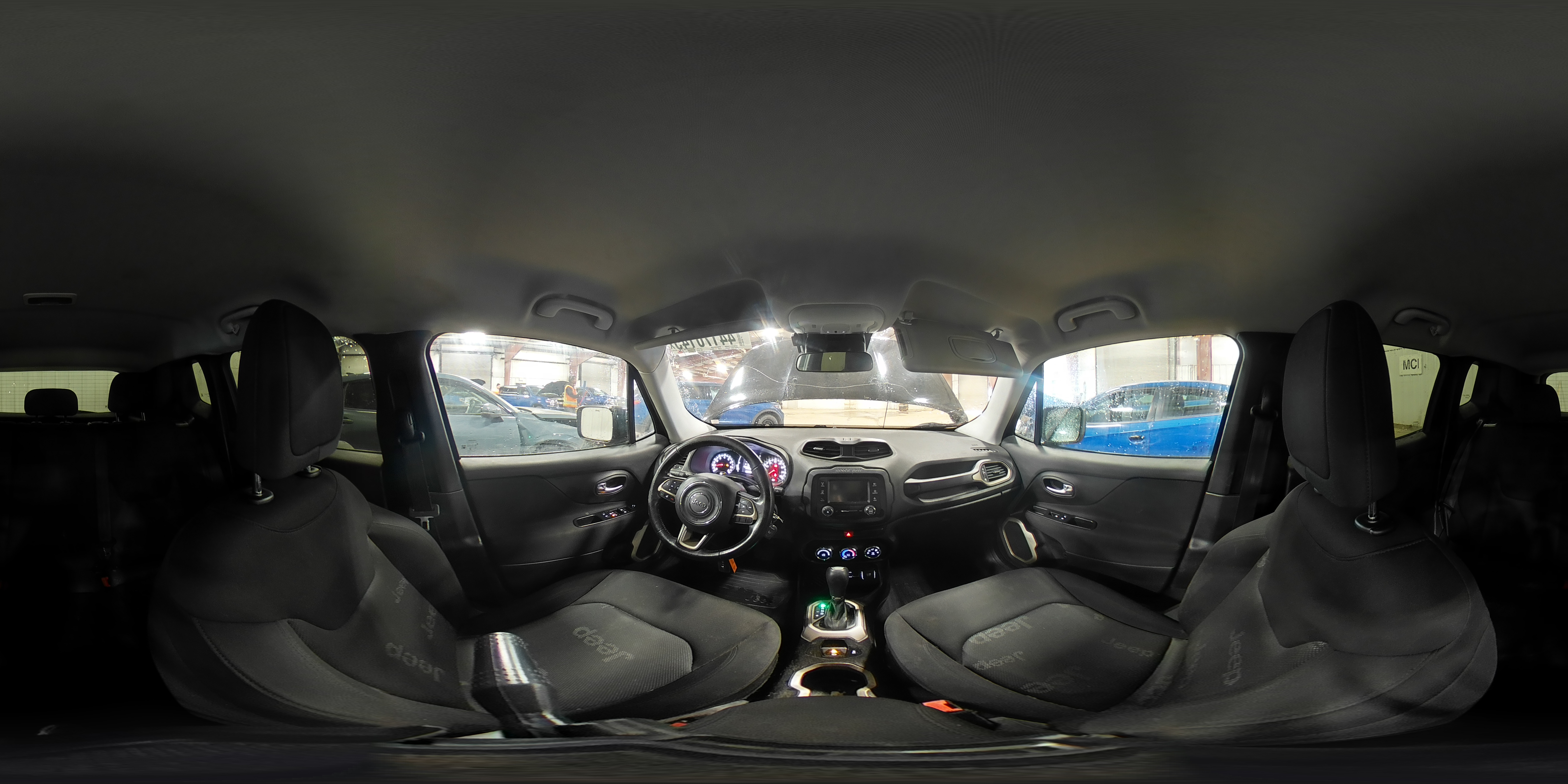 2015 Jeep Renegade - Image 15