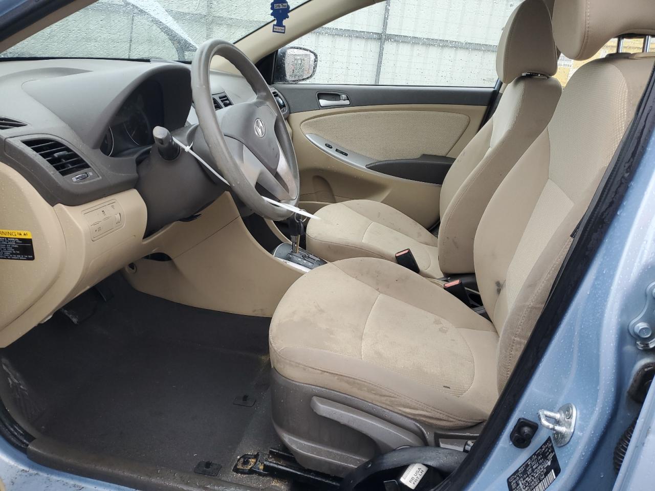 2014 Hyundai Accent - Image 7