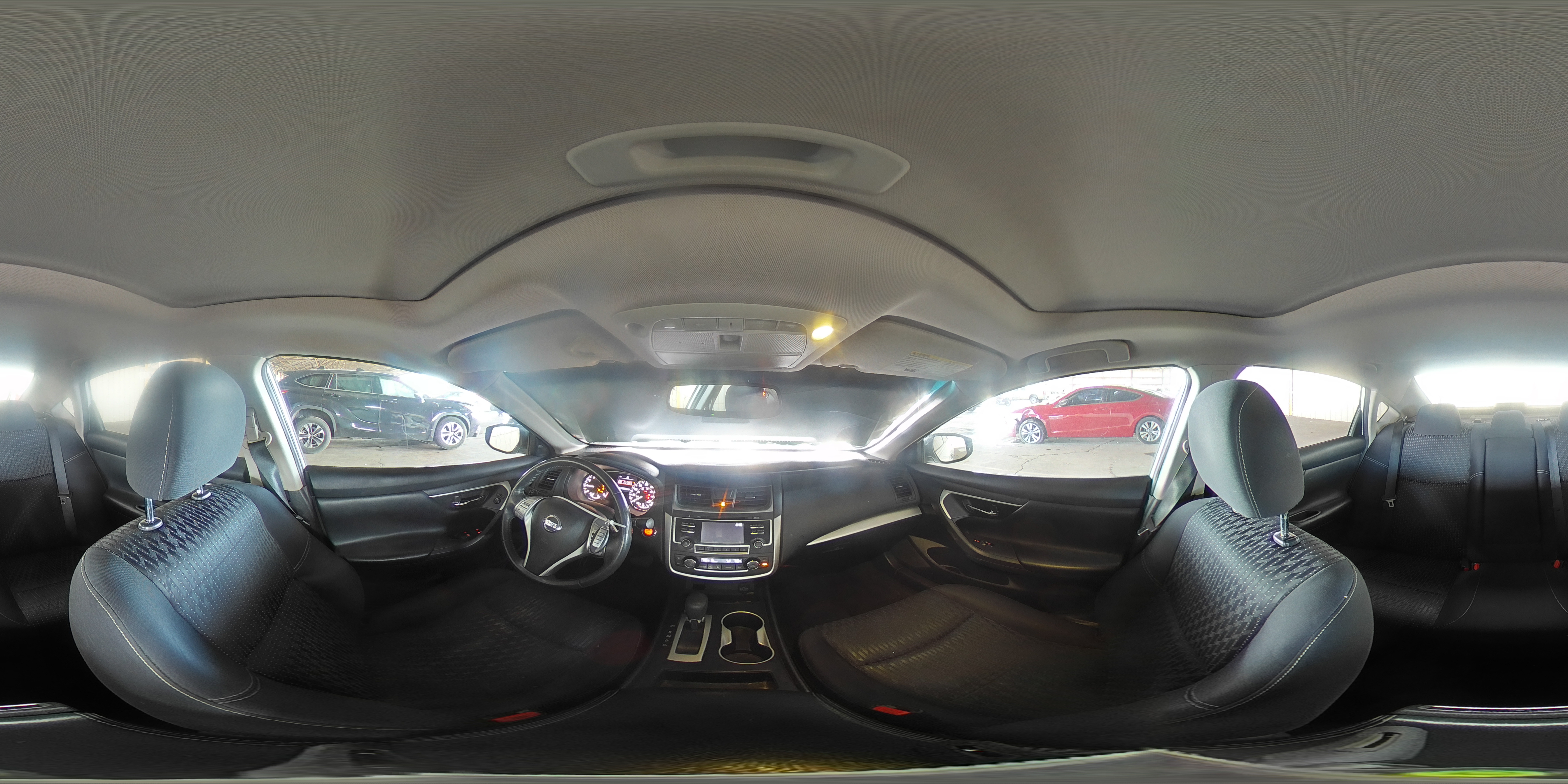 2016 Nissan Altima - Image 12