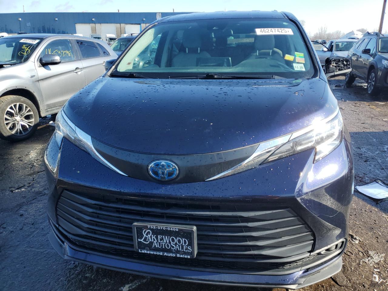 2022 Toyota Sienna - Image 5
