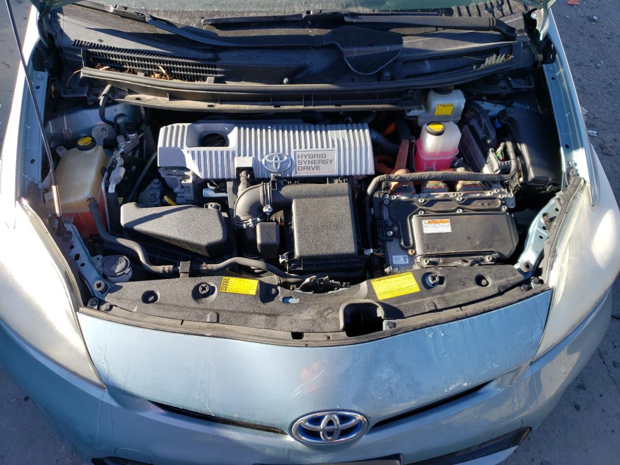 2014 Toyota Prius - Image 11