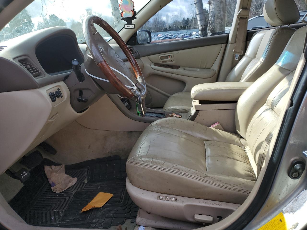 2001 Lexus ES - Image 7