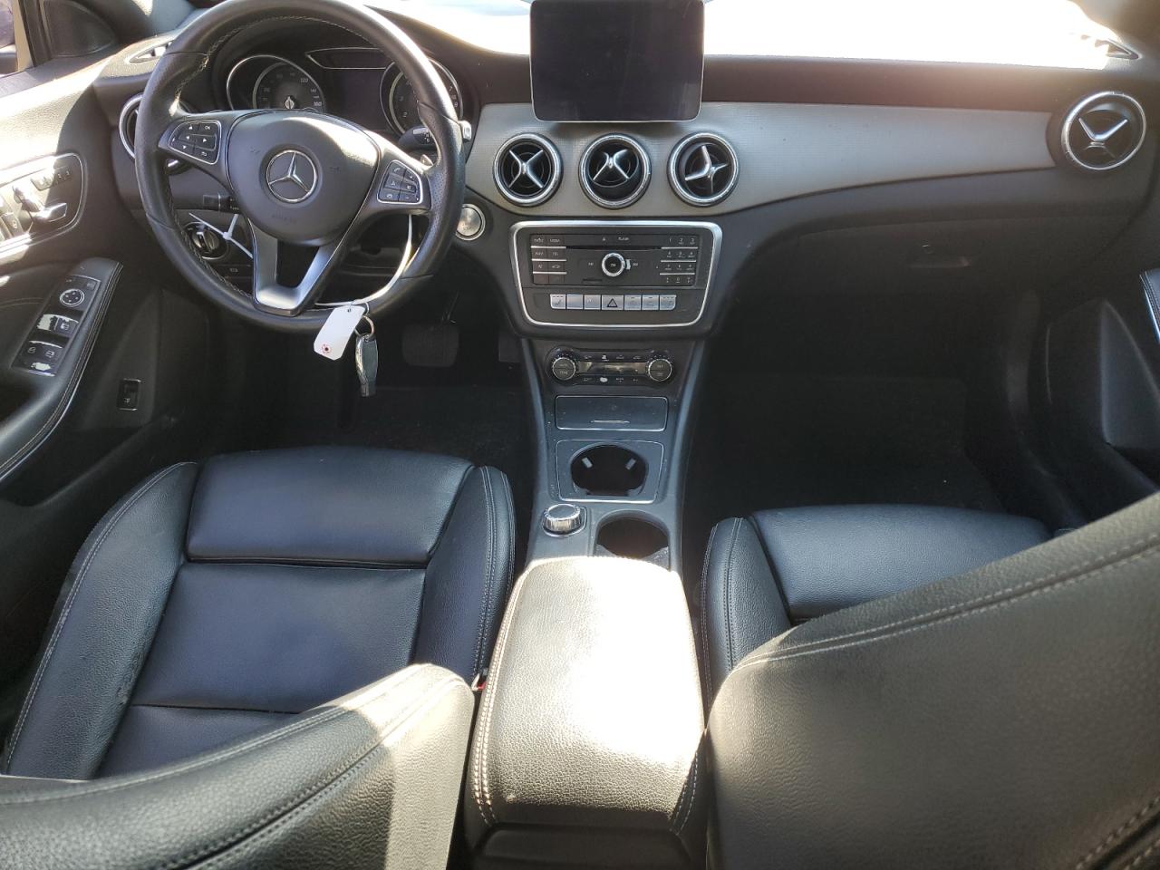 2018 Mercedes-Benz CLA-klasse - Image 8