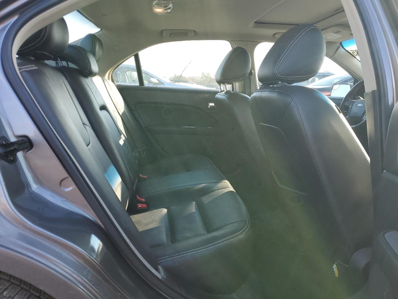 2011 Ford Fusion - Image 10