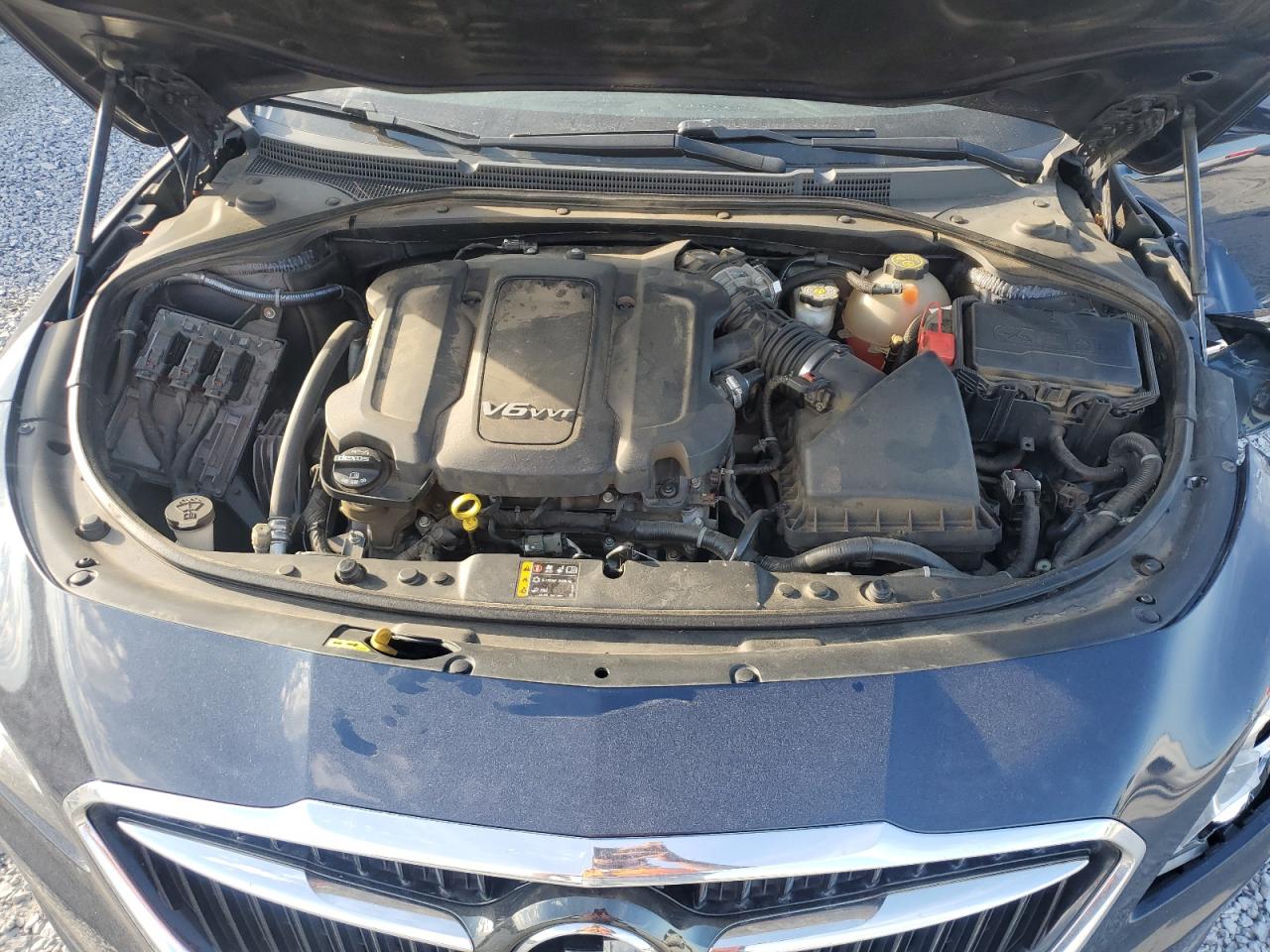 2017 Buick LaCrosse - Image 13