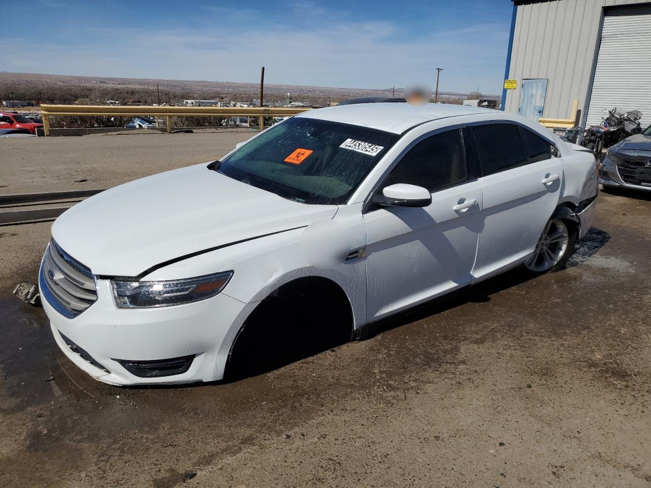 2015 Ford Taurus - Image 1
