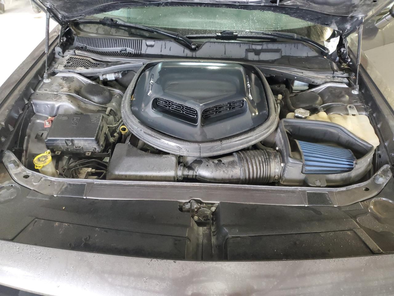 2016 Dodge Challenger - Image 11
