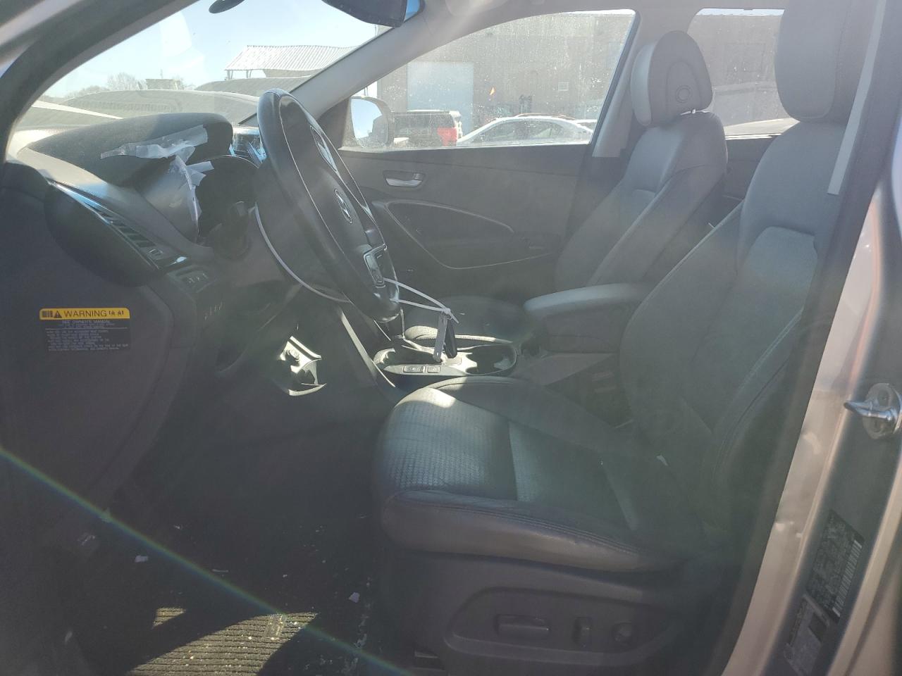 2014 Hyundai Santa Fe - Image 7