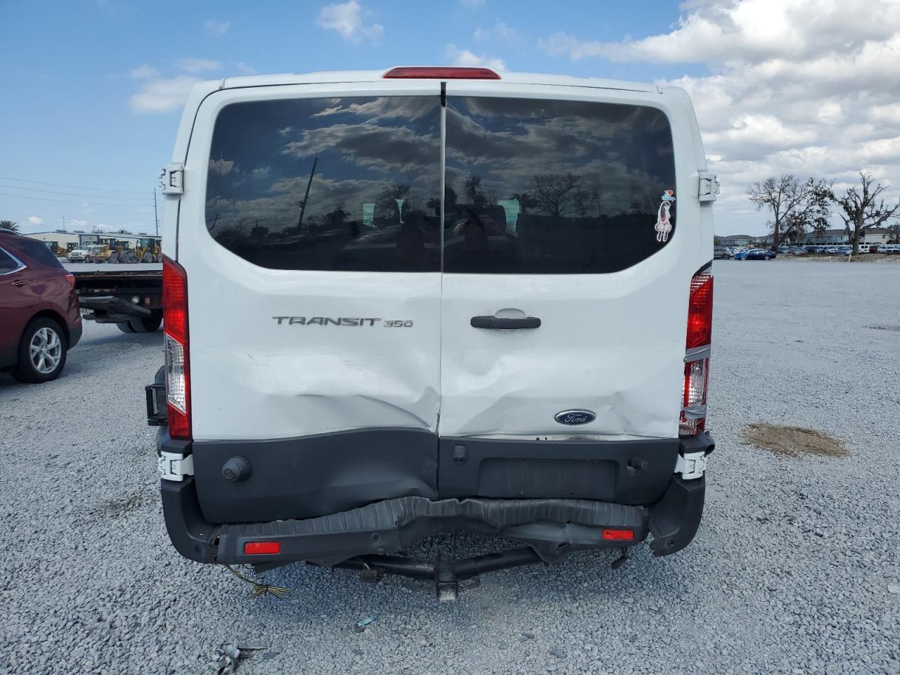 2017 Ford Transit - Image 6