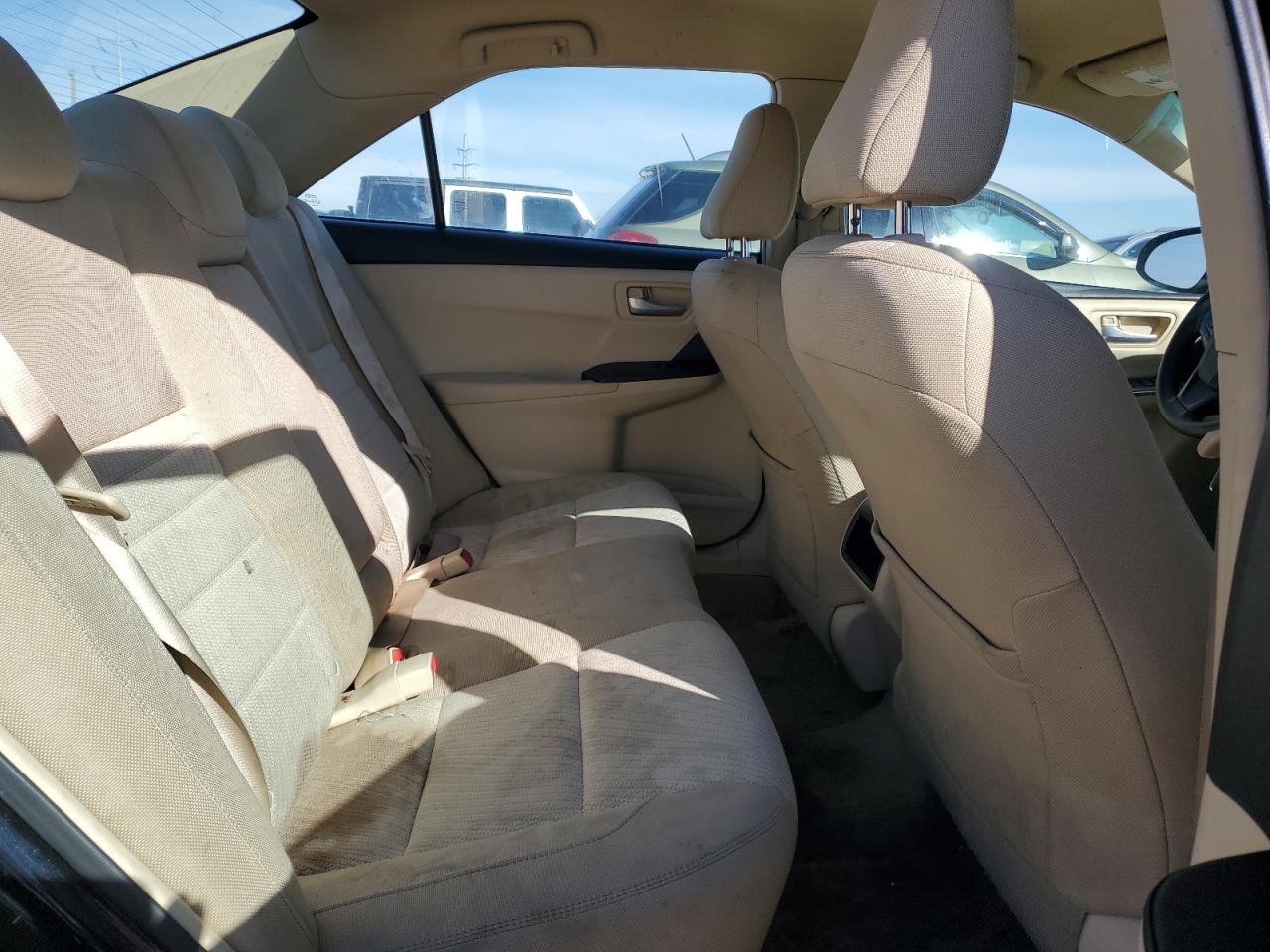 2015 Toyota Camry - Image 10