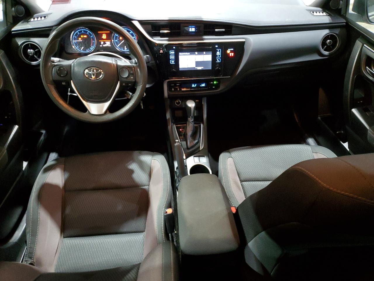2018 Toyota Corolla - Image 8