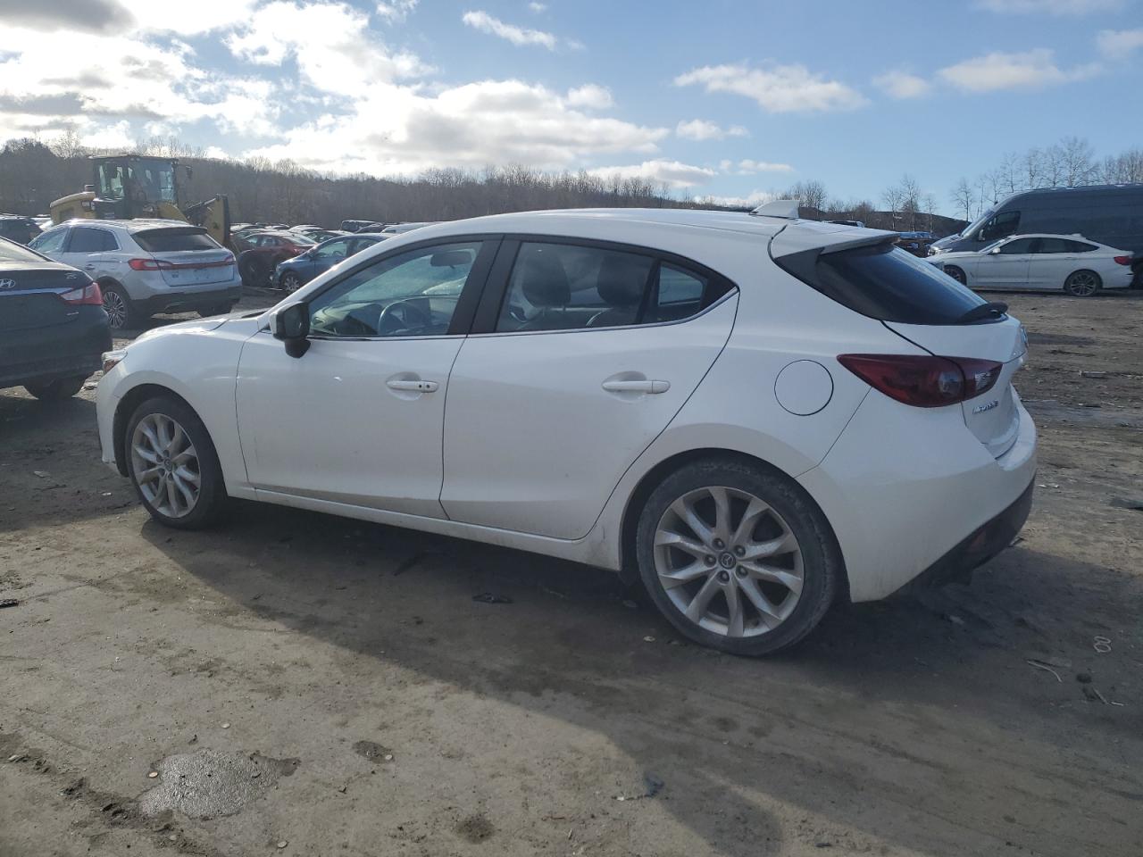 2014 Mazda 3 - Image 2