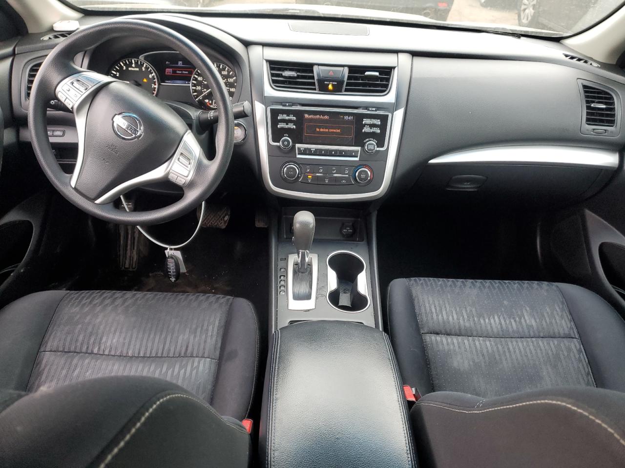 2017 Nissan Altima - Image 8