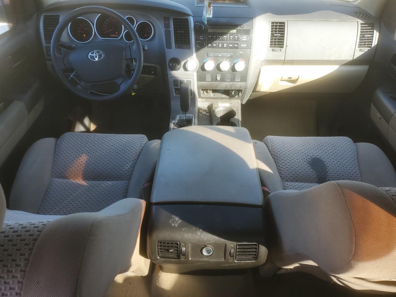 2010 Toyota Tundra - Image 8