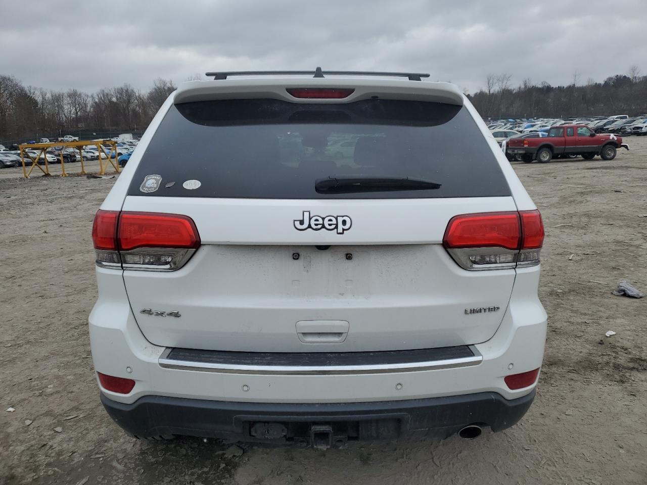2018 Jeep Grand Cherokee - Image 6