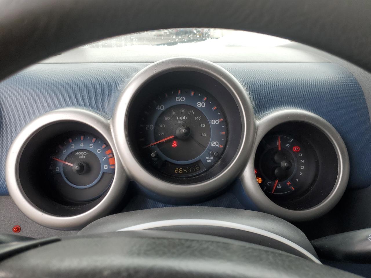 2004 Honda Element - Image 9