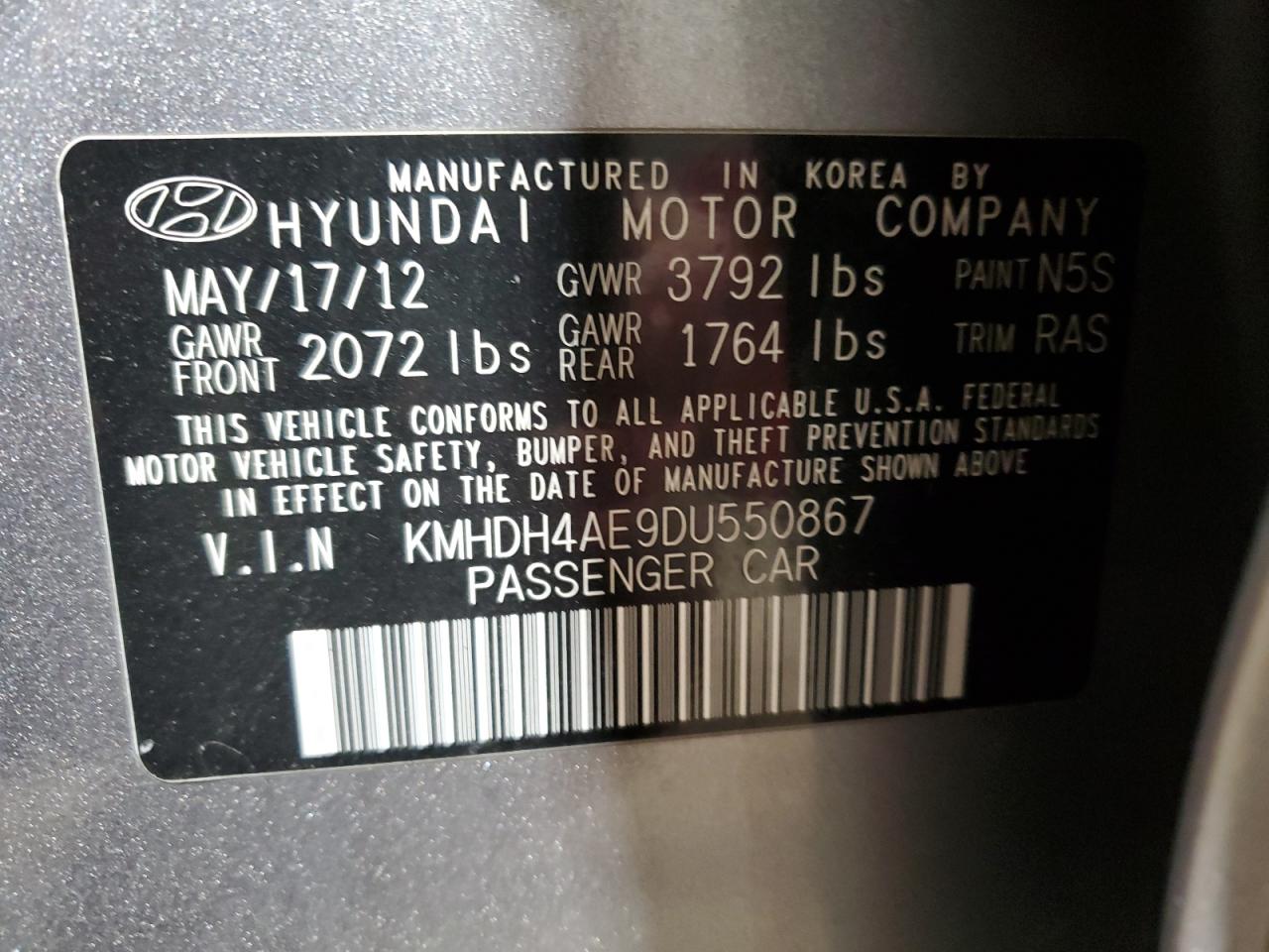 2013 Hyundai Elantra - Image 12