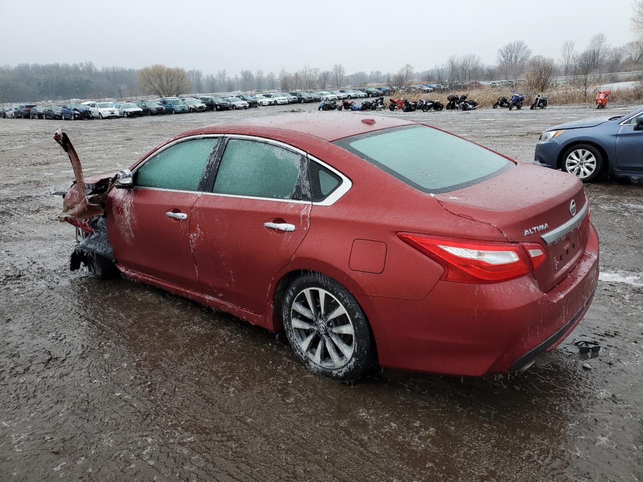 2016 Nissan Altima - Image 2