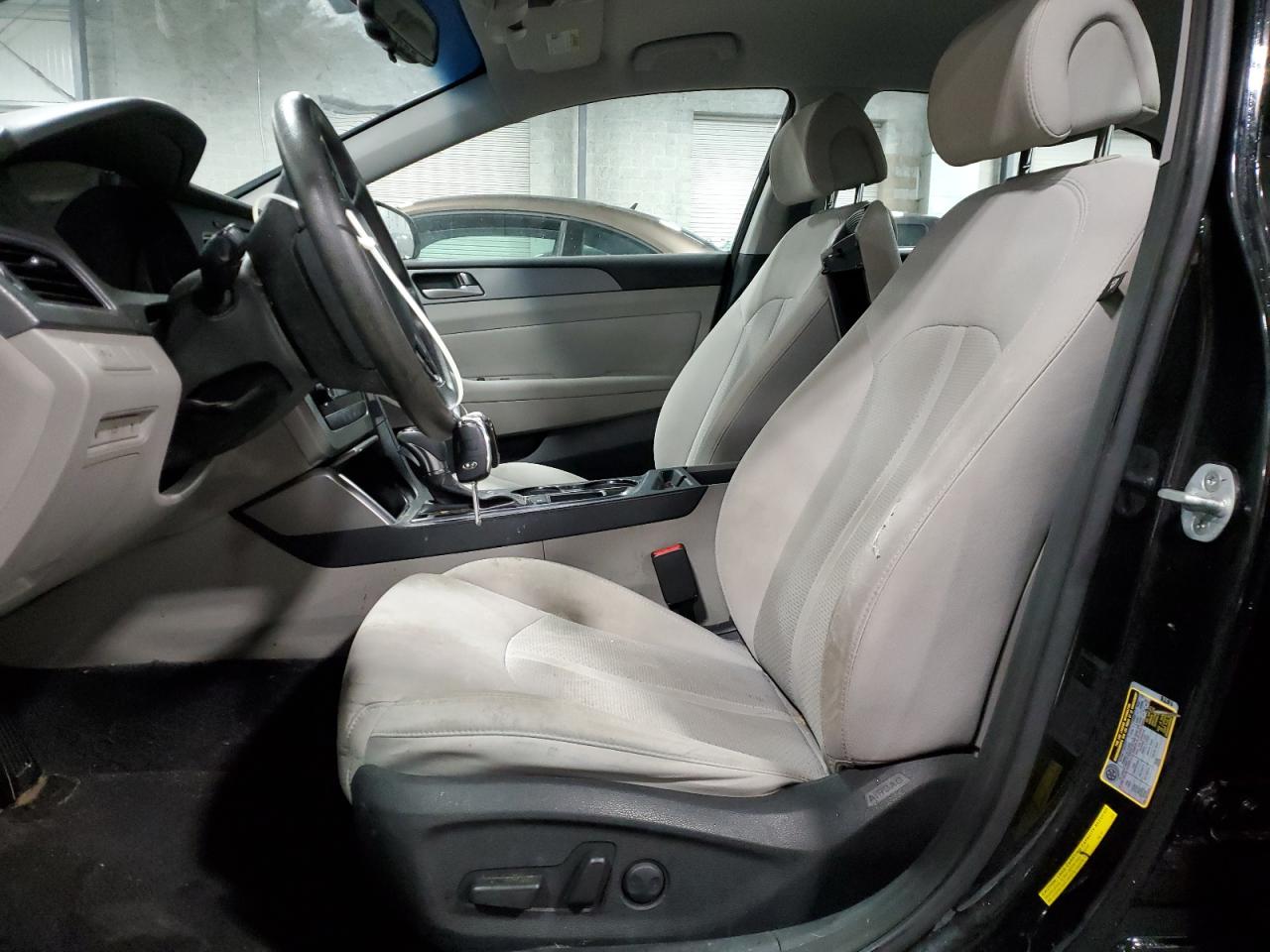 2015 Hyundai Sonata - Image 7