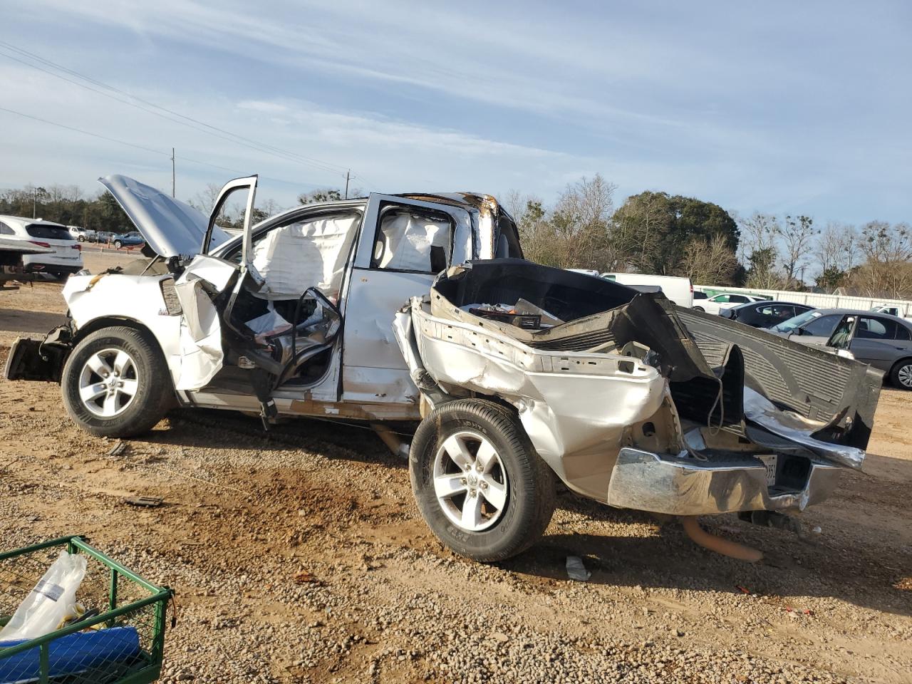 2014 RAM 1500 - Image 2