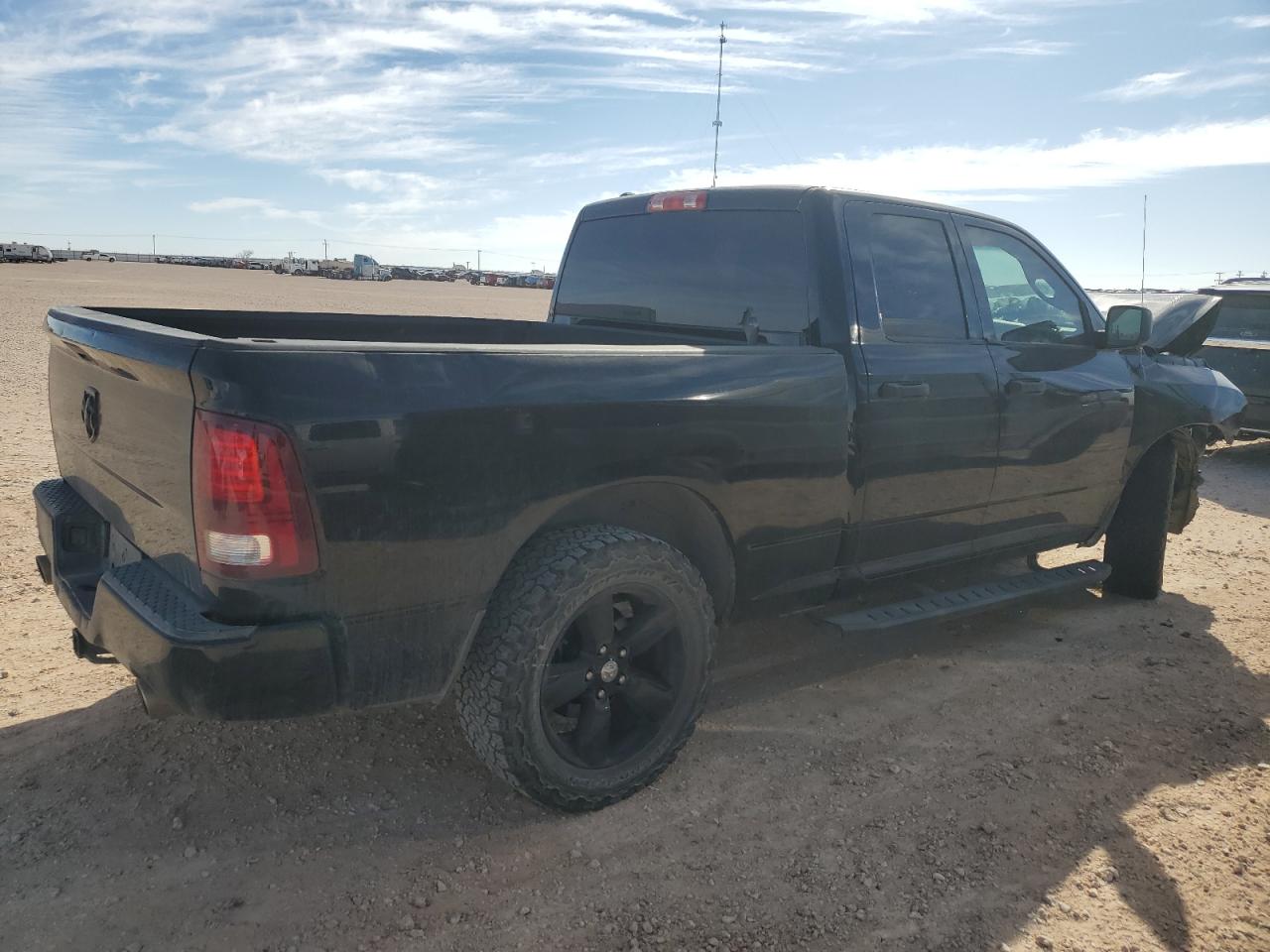 2014 RAM 1500 - Image 3