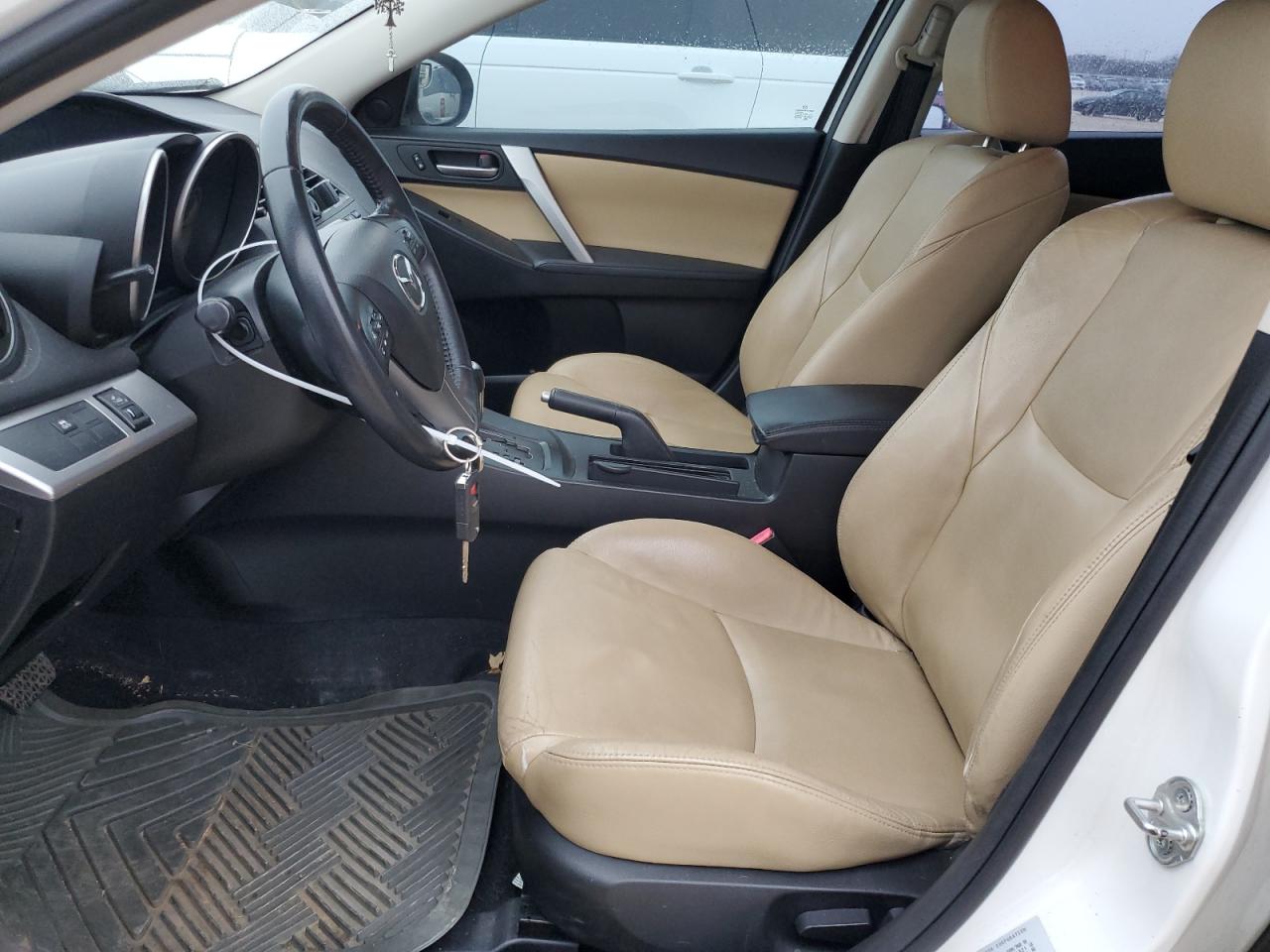 2012 Mazda 3 - Image 7