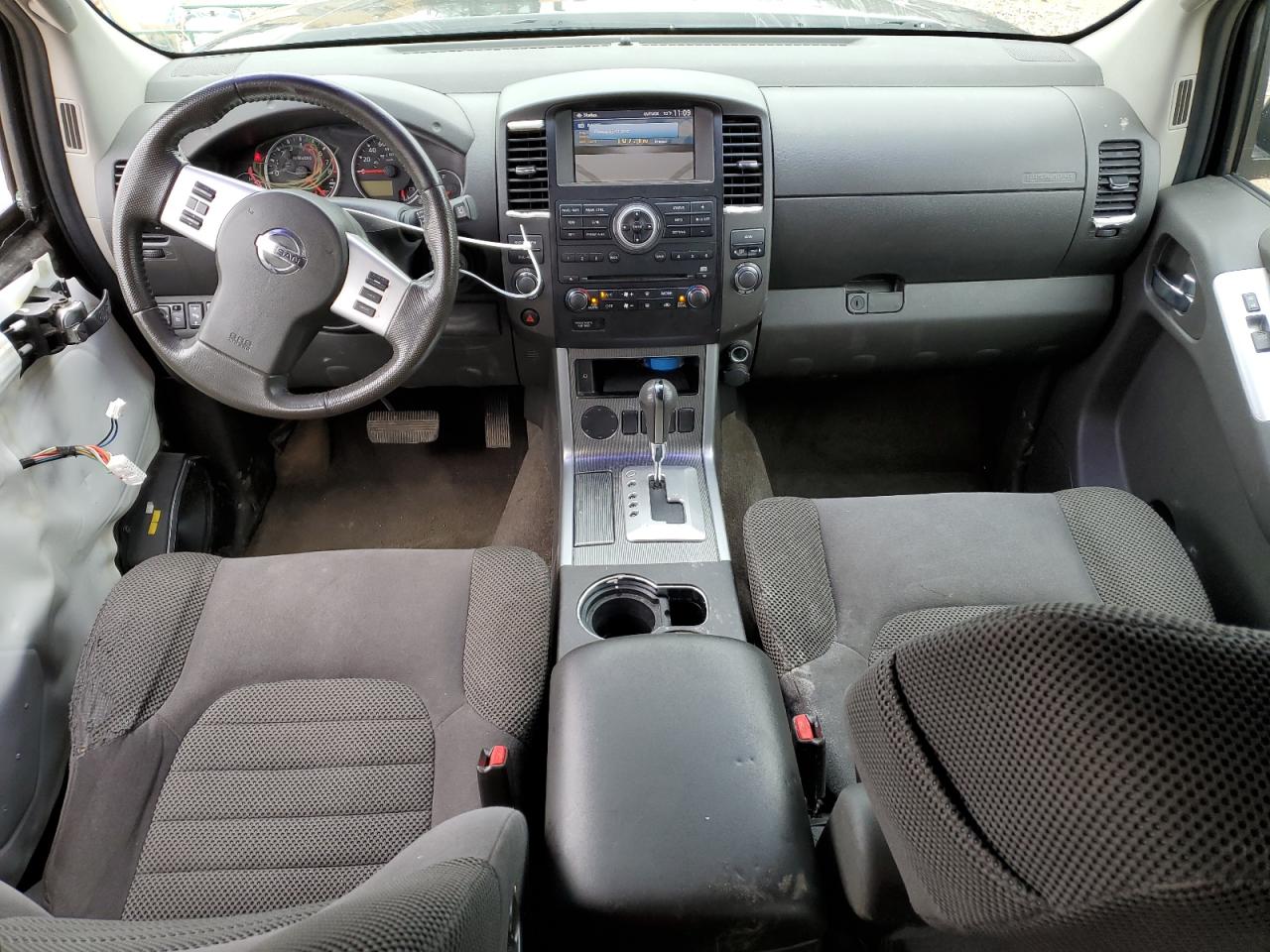 2012 Nissan Pathfinder - Image 8