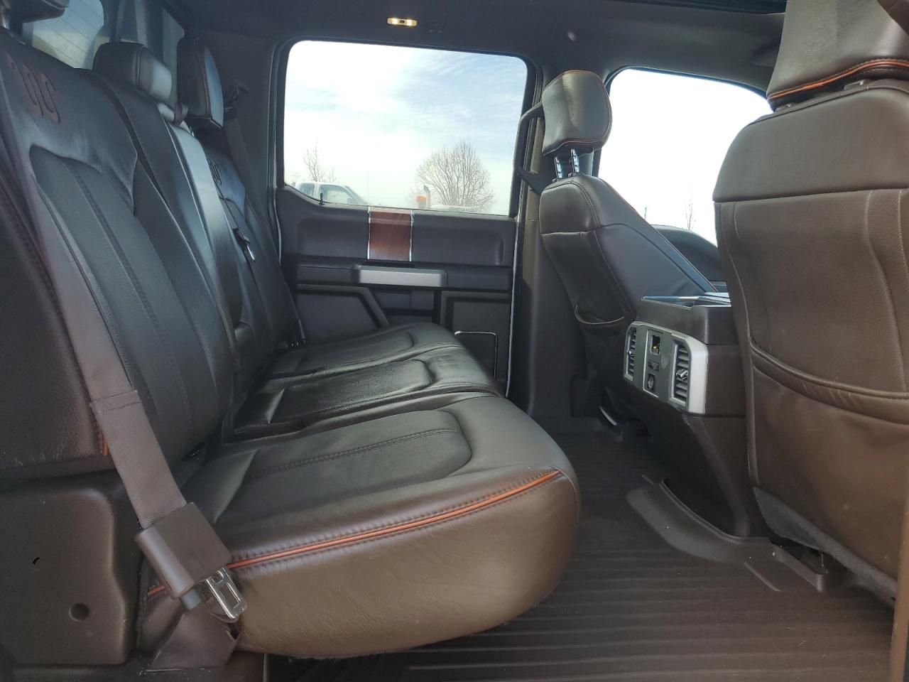 2016 Ford F-150 - Image 10