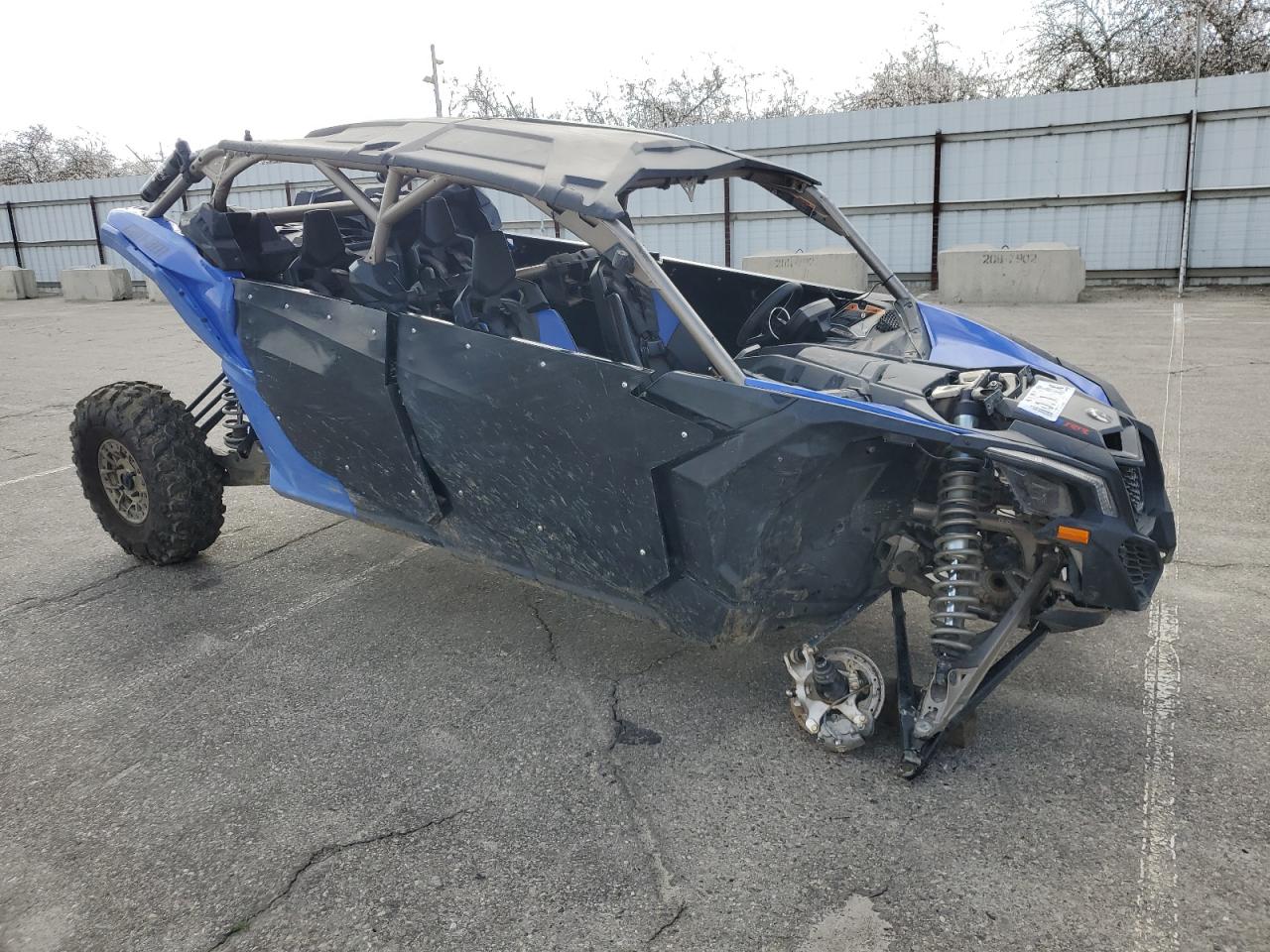 2024 Can-Am Maverick X3 Max X Rs Turbo Rr zu verkaufen in Fresno, CA - Front End