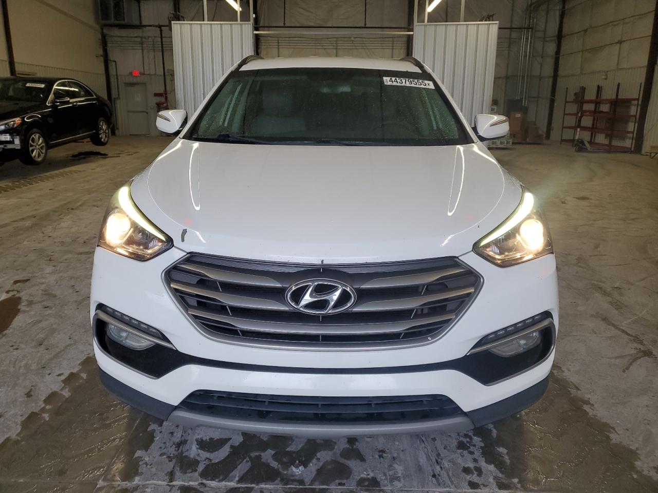 2018 Hyundai Santa Fe - Image 5